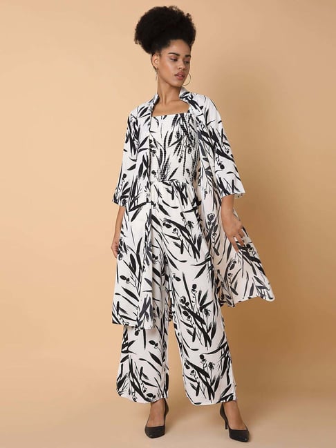 SHOWOFFFF White Printed Jumpsuit With Shrug