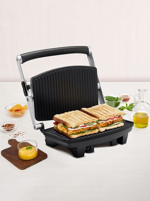 Borosil Sandwich Maker 1000W Non stick coating (Black)