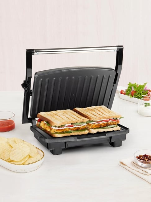 Borosil Sandwich Maker 1000W Non Stick Coating (Black)