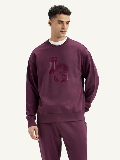 Levi's Maroon Cotton Regular Fit Logo Printed Sweatshirt-picture-44