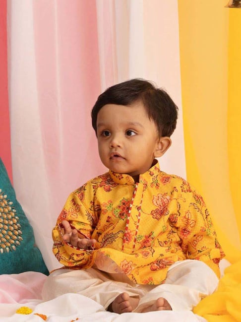 Buy VASTRAMAY Boys Yellow Floral Kurta Sets for Boys Clothing