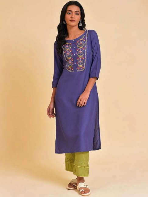 W Purple Embroidered Straight Kurta-image-39