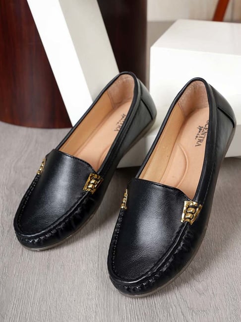 Scentra Women's Black Casual Loafers
