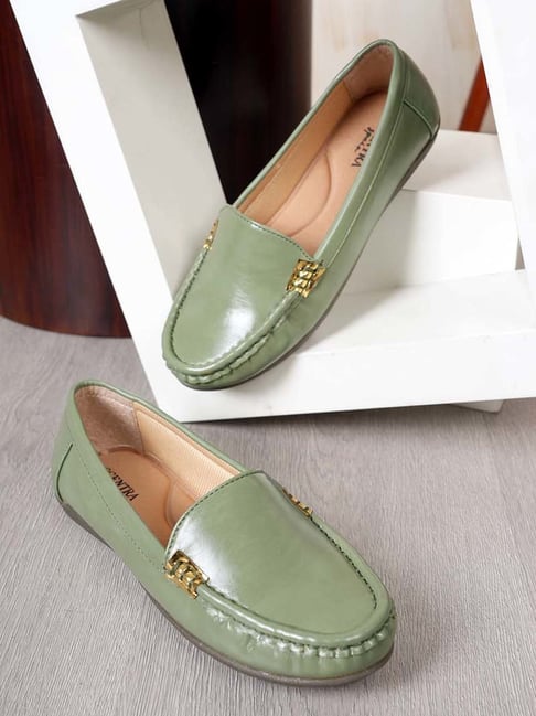 Scentra Women's Olive Casual Loafers