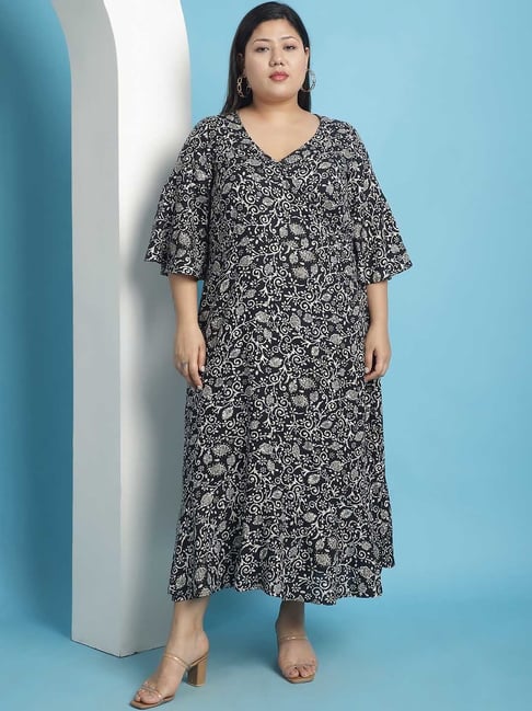Buy theRebelinme Black Floral Print Plus Size Wrap Dress for