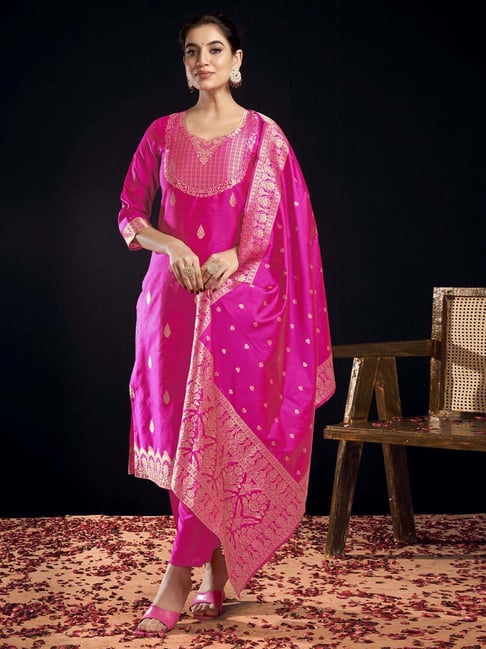 Skylee Pink Woven Pattern Kurta Pant Set With Dupatta