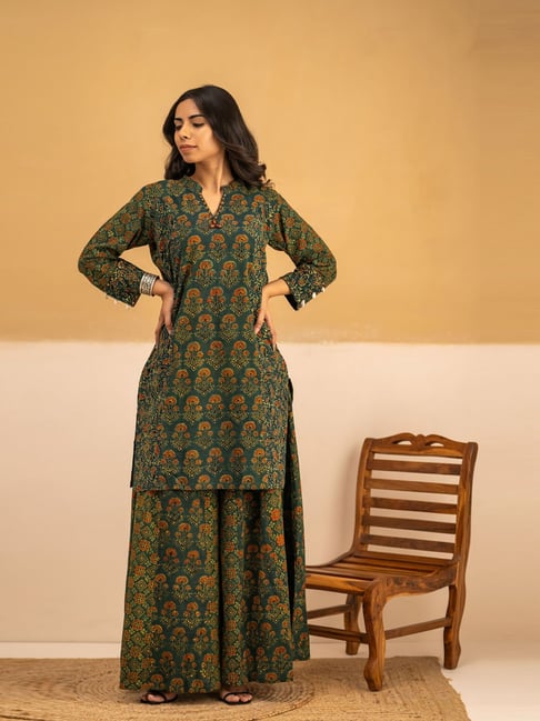 Magistral yolda fohishalar porno video Guruh seks forumi