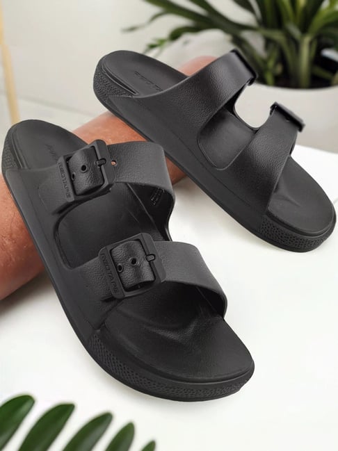 Red Tape Women's Black Casual Sandals