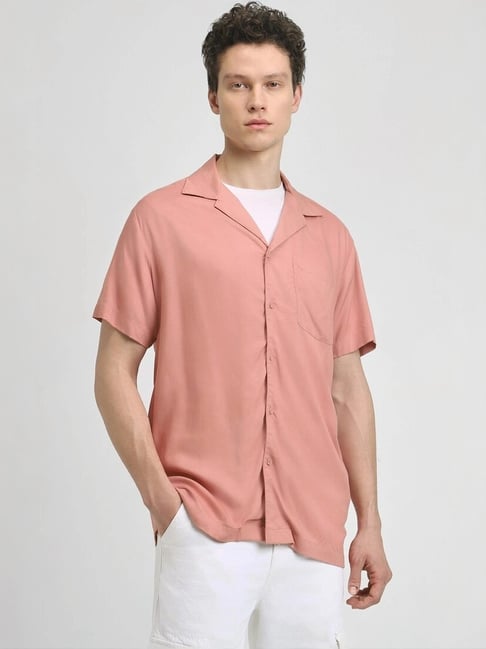 Cuban Collar Collared Shirt Forever 21 Forever 21 Peach Regular