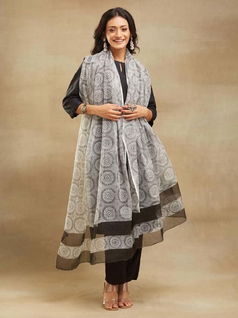 Fabindia White & Black Printed Dupatta-picture-37