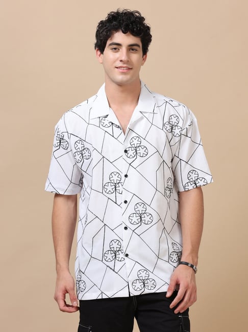 Bushirt White Loose Fit Embroidered Shirt-picture-26