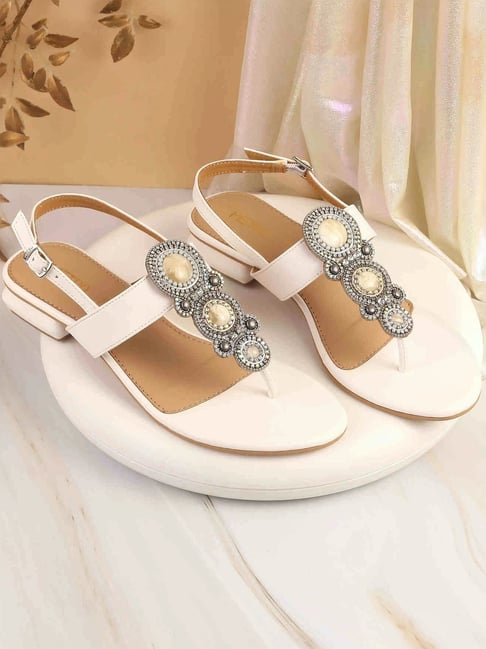 Metro Women's White Back Strap Sandals