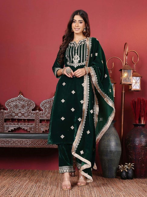 Varanga Green Floral Embroidered Sequinned Velvet Straight Kurta With Trousers & Dupatta
