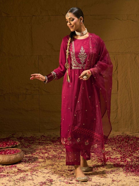 Indo Era Maroon Embroidered Kurta Pant Set With Dupatta
