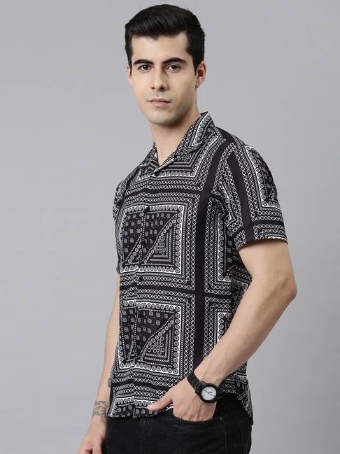 Bushirt Black  Regular Fit Printed Shirt-picture-11