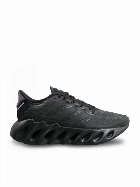 Solid black running shoes online