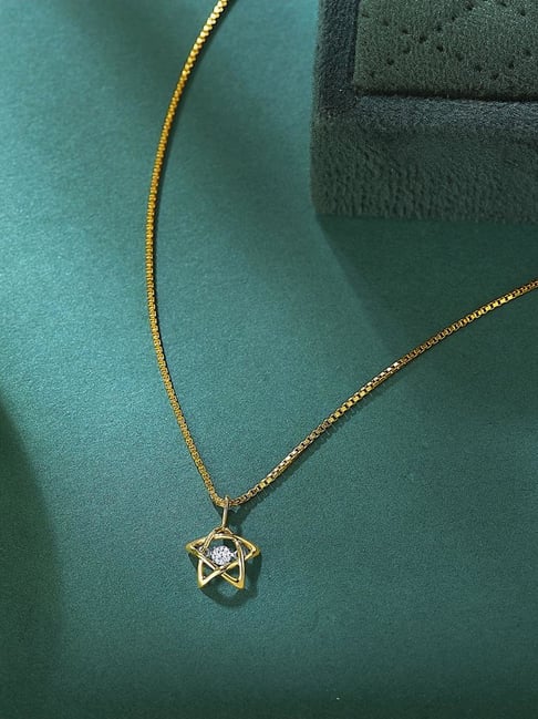 P.N.Gadgil Jewellers Shining Star Yellow Gold & Diamond Casual Pendant