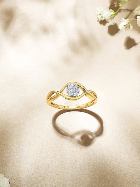 P.N.Gadgil Jewellers Floral Yellow Gold & Diamond Ring For Women
