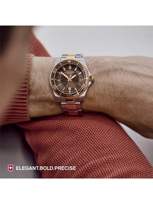 小麦 Buy VICTORINOX V241951 Maverick Analog Watch for Men at Best Price