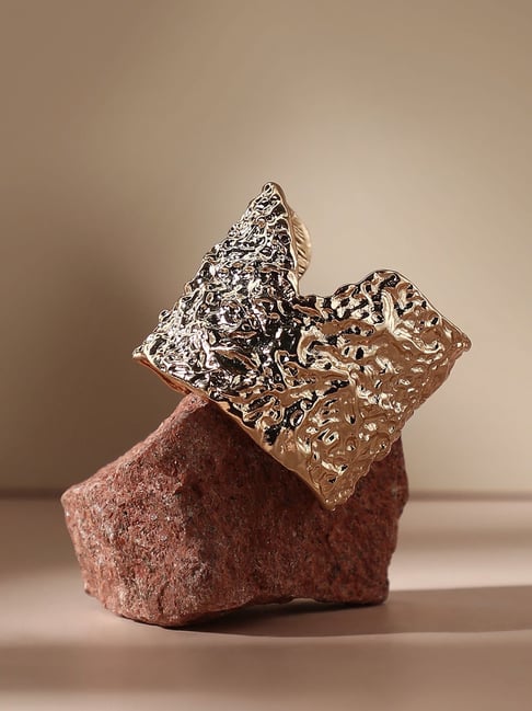 SOHI Gold Plated Party Designer Bracelet For Women