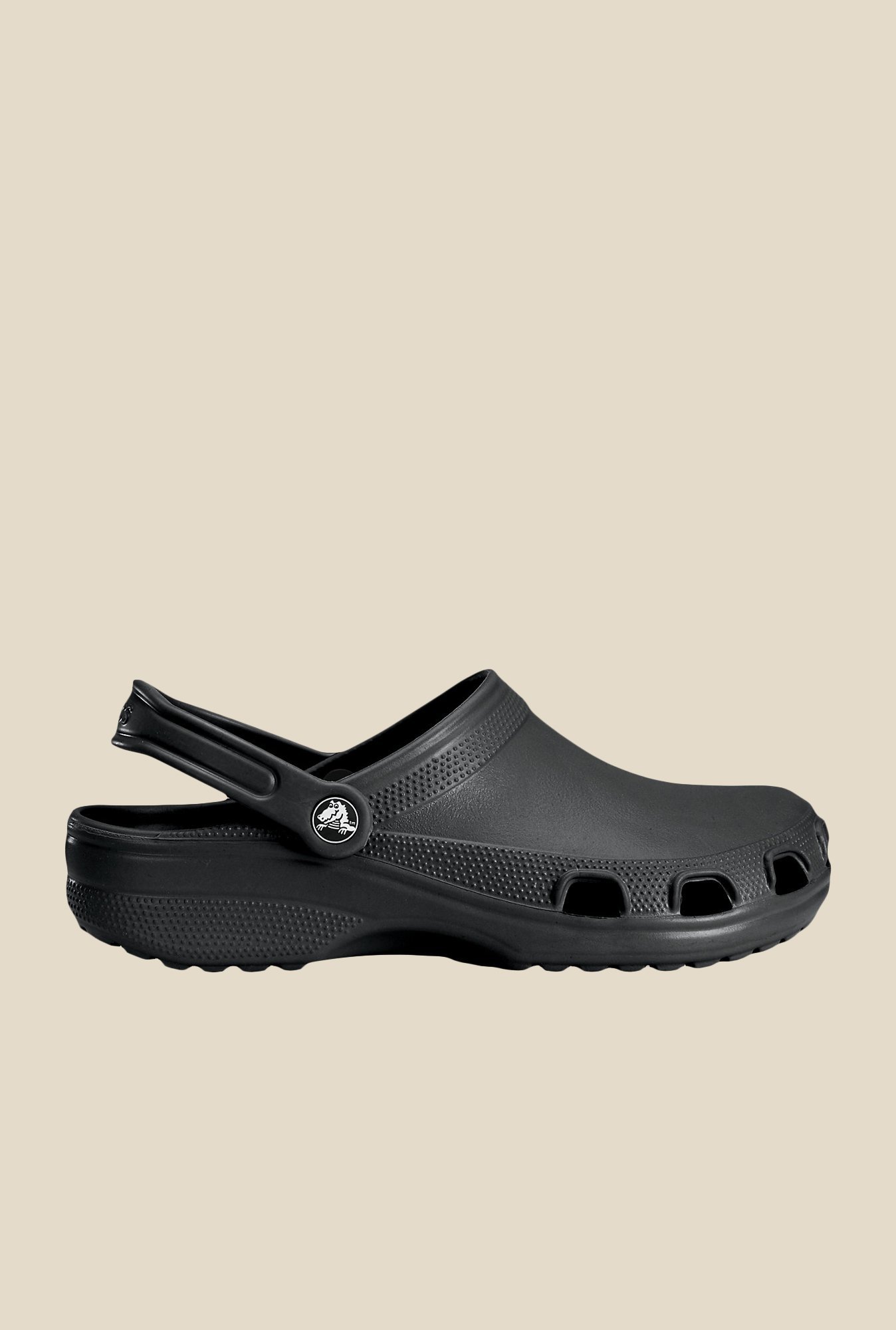 crocs tatacliq