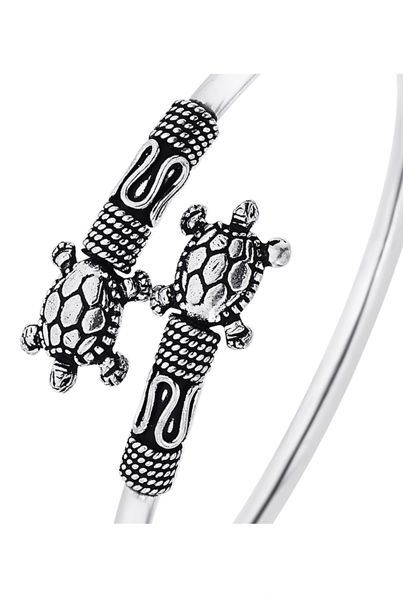 Buy Gulabo Silver Tortoise Bracelet Online - Unniyarcha
