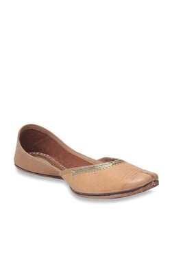 Lishabee by MSC Beige Ethnic Juttis