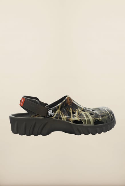 Off road cheap camo crocs