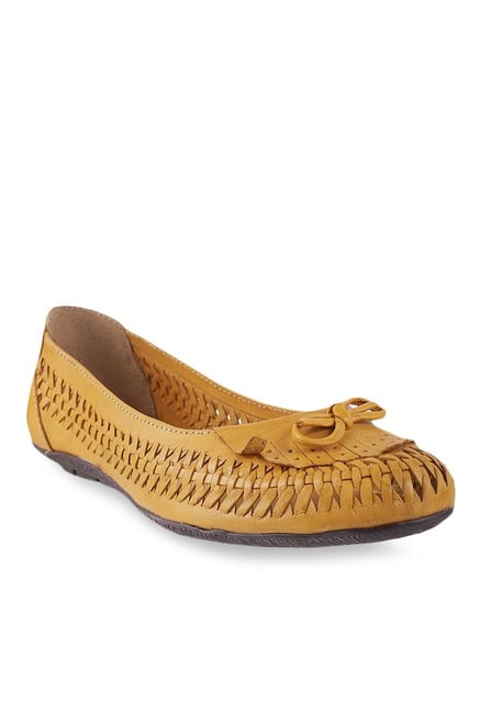 Metro Womens Yellow Flats Buy Metro Yellow Flat Ballets For Women