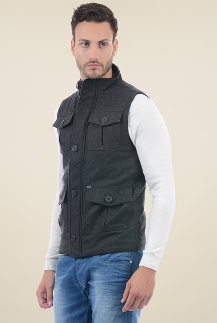 Pepe jeans sleeveless solid men's jacket hotsell