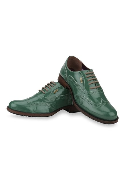 woodland shoes green color