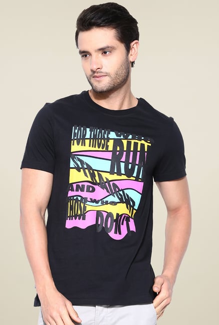 Buy Reebok Black Half Sleeves Printed T Shirt For Men Online