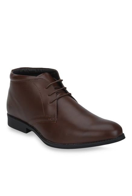 Dark sales brown chukka