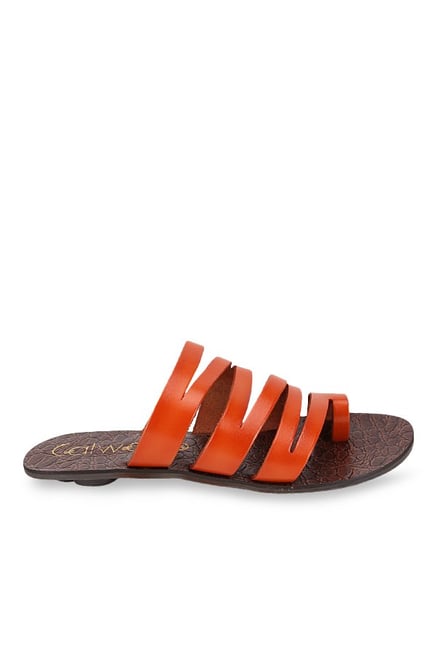 catwalk toe ring sandals