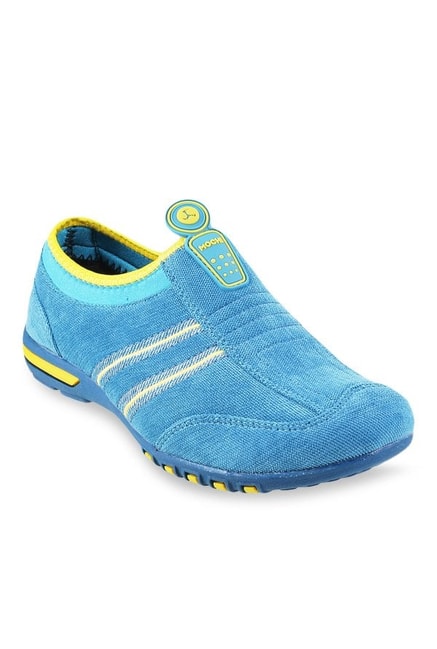 Mochi Blue Casual Shoes from Mochi at 