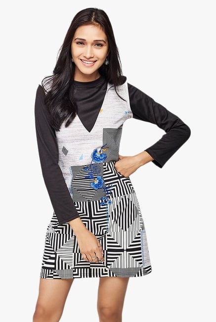 black and white pinafore dress