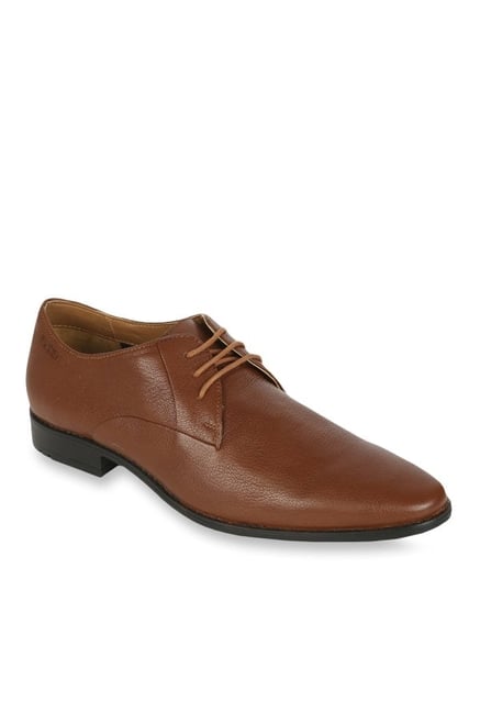 Ruosh Men's Tan Derby Shoes