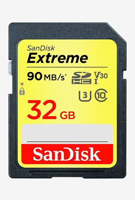 SanDisk Extreme SDSDXVE-032G-GNCIN 32 GB Memory Card (Black)