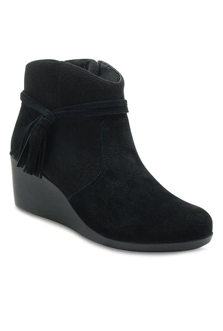 Buy Crocs Leigh Black Booties for Women at Best Price Tata CLiQ