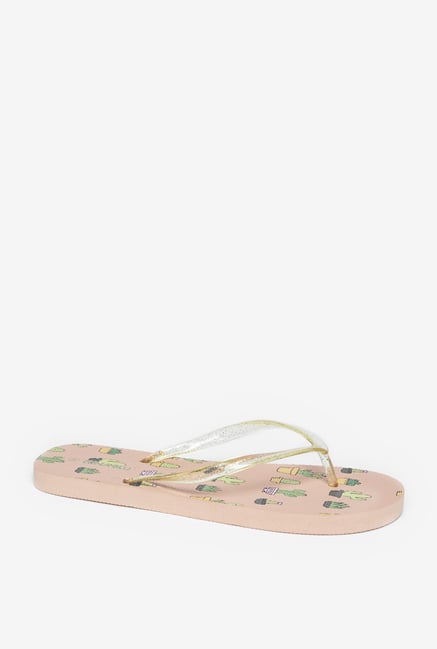 westside chappals