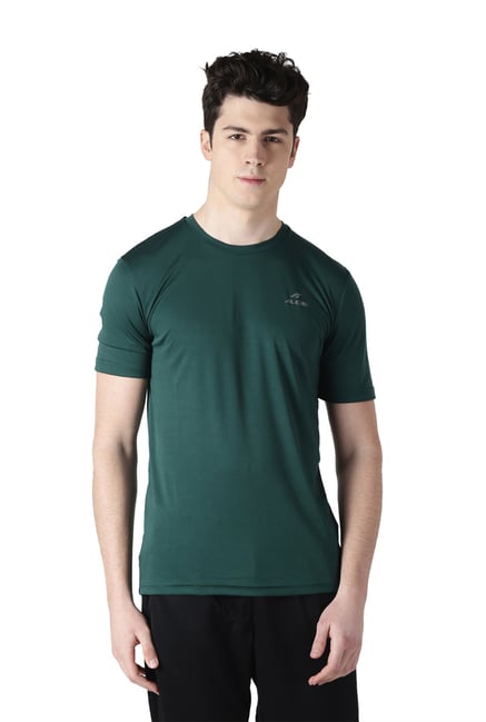 dark green t shirt style