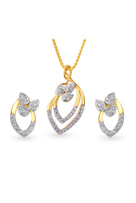 Tanishq 18kt Gold Diamond Pendant Earring Set