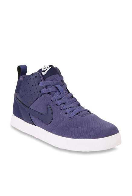 ankle high nike shoes