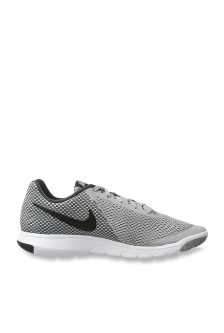 light grey nike sneakers