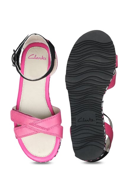 clarks flip flops kids pink