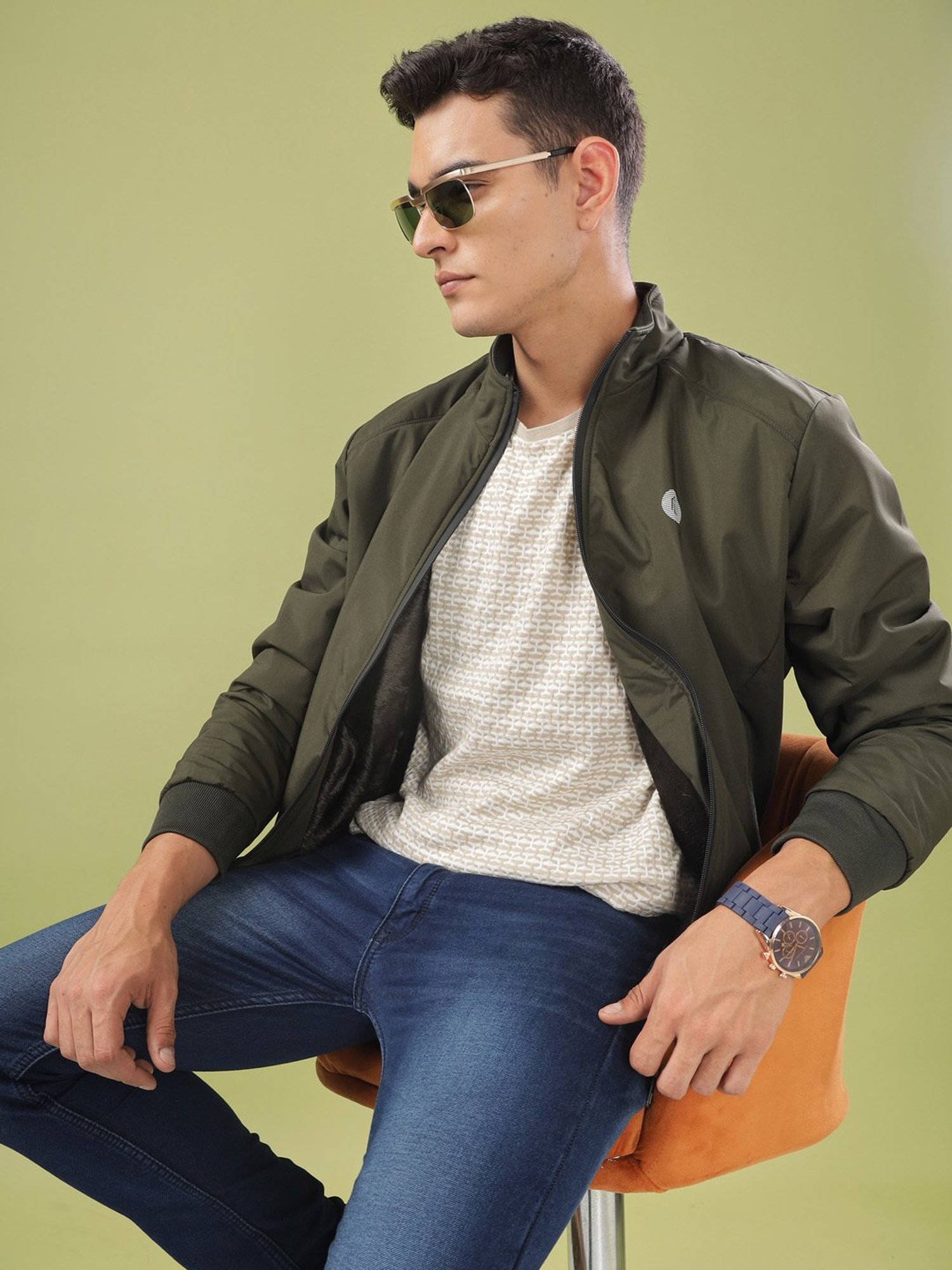 MP000000024022160_1348Wx2000H_