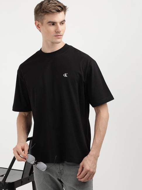 Calvin Klein Ck Black Cotton Relaxed Fit Solid T-Shirt