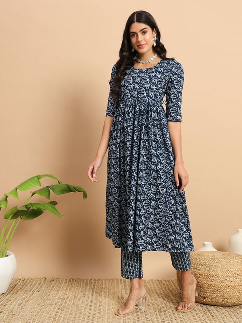 Meeranshi Indigo Printed Kurta Pant Set