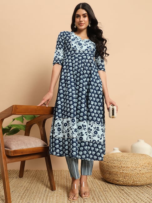 Meeranshi Indigo Printed Kurta Pant Set