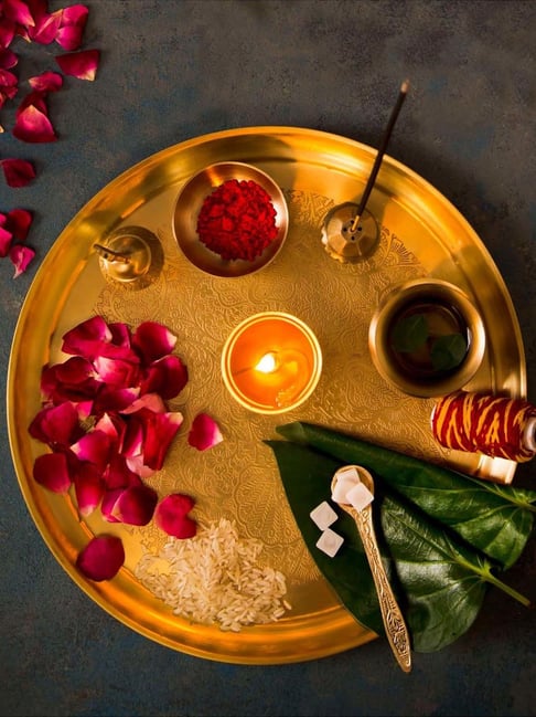 Buy Fabindia Home Golden Metal Thali Gift Set at Best Price Tata